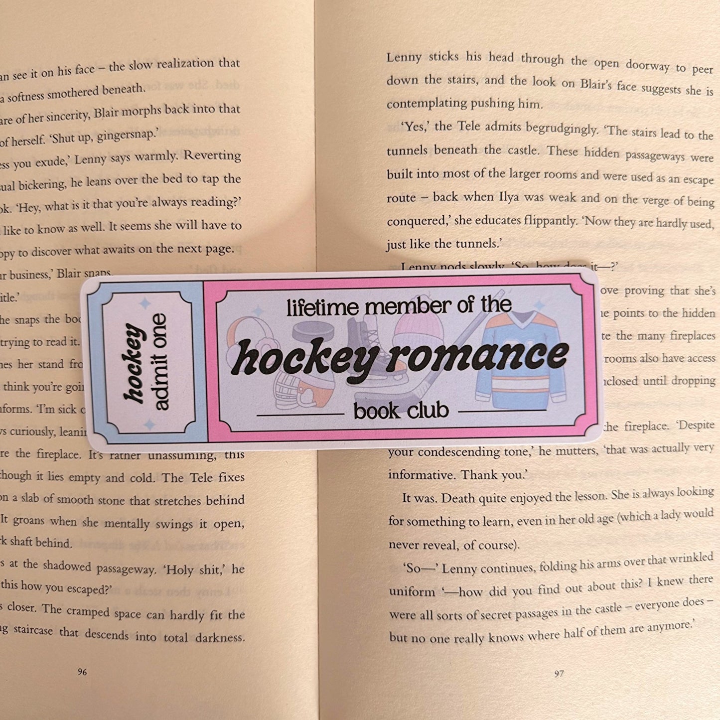 Hockey Romance Book Club Bookmark - Coquette Cloud Co