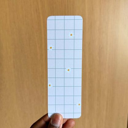 Minimalist Daisy Grid Bookmark - Coquette Cloud Co