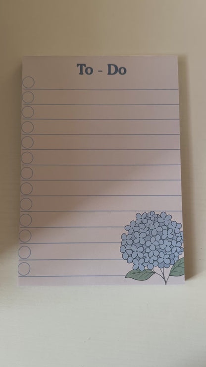 Hydrangea To Do List Notepad